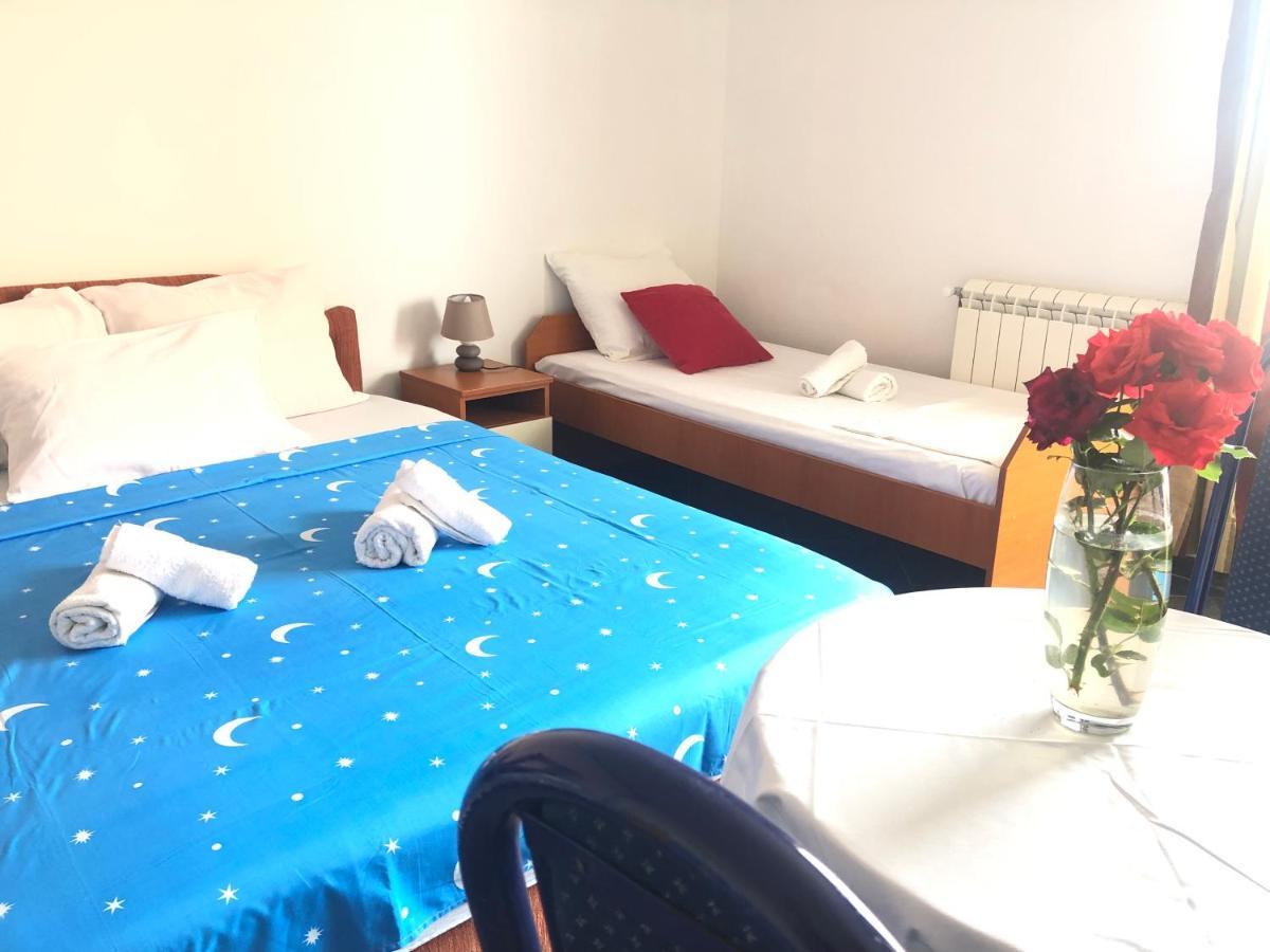 Apartments Radosevic Ulcinj Exterior photo